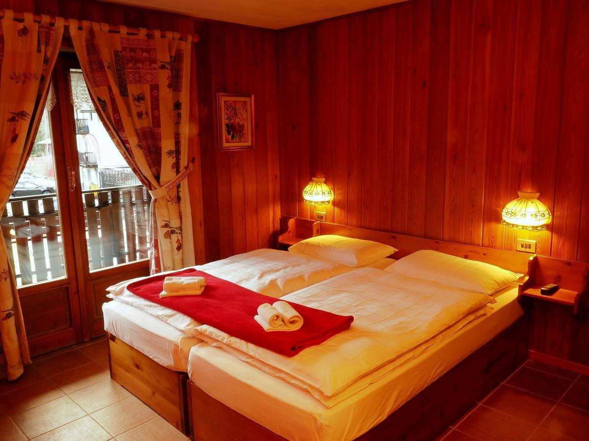 Albergo Alpenrose Ski&Bike Mountain Hotel Gressoney-Saint-Jean Buitenkant foto