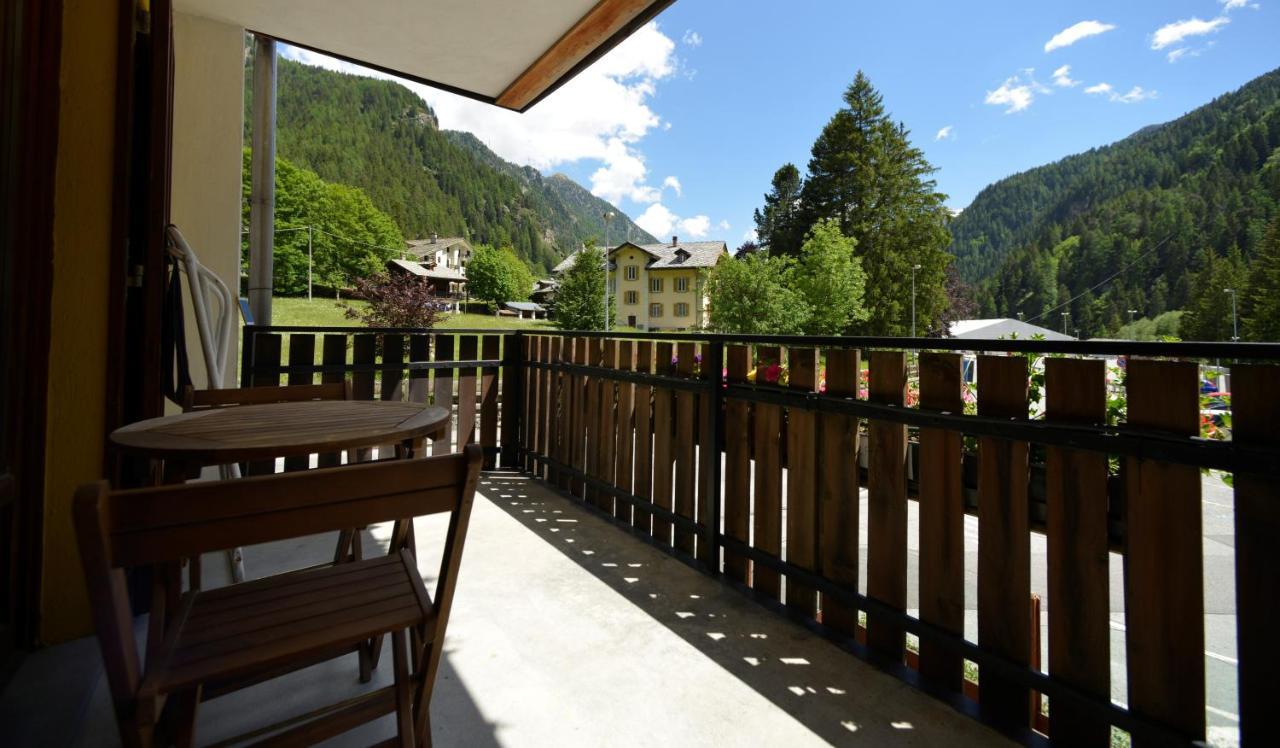 Albergo Alpenrose Ski&Bike Mountain Hotel Gressoney-Saint-Jean Buitenkant foto